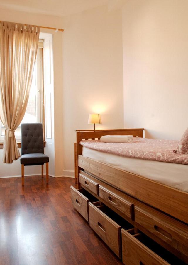 Pitt Street Apartment Beautiful Spacious Apartment Free Parking And Free Sanitizer Edinburgh Dış mekan fotoğraf