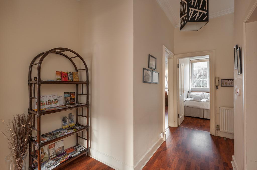 Pitt Street Apartment Beautiful Spacious Apartment Free Parking And Free Sanitizer Edinburgh Oda fotoğraf