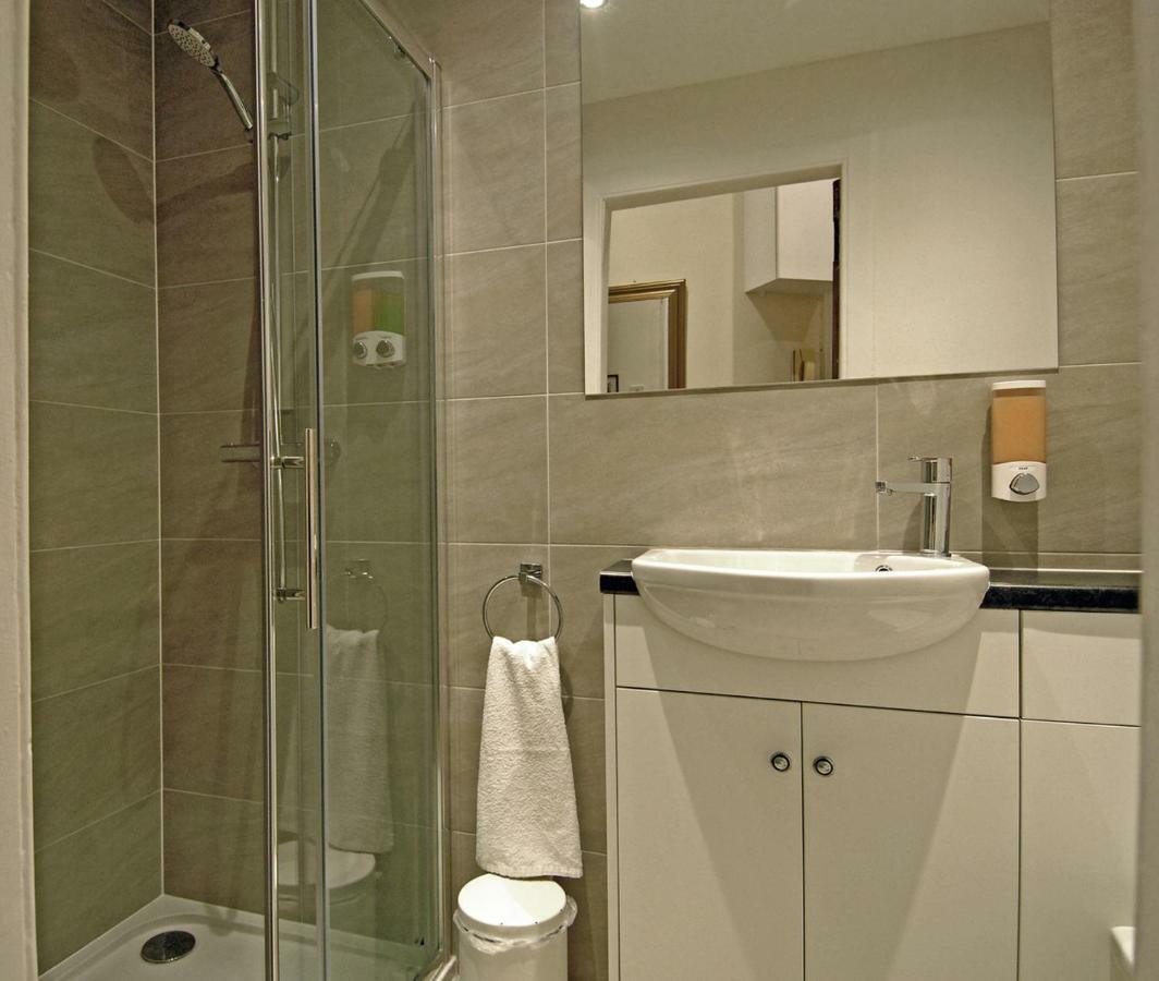 Pitt Street Apartment Beautiful Spacious Apartment Free Parking And Free Sanitizer Edinburgh Dış mekan fotoğraf